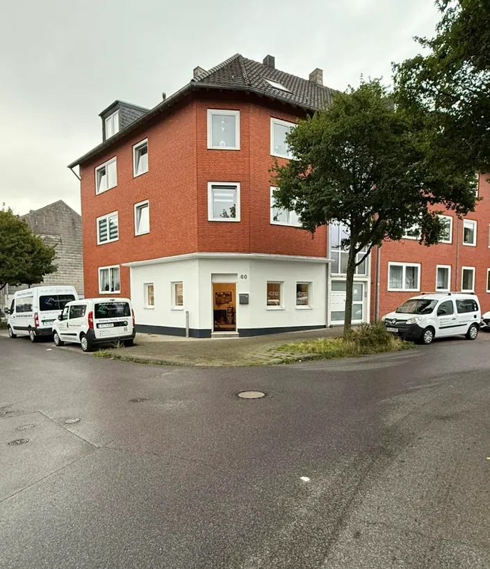 C. Wilk Dach Fassade Natur&Betonstein Keller