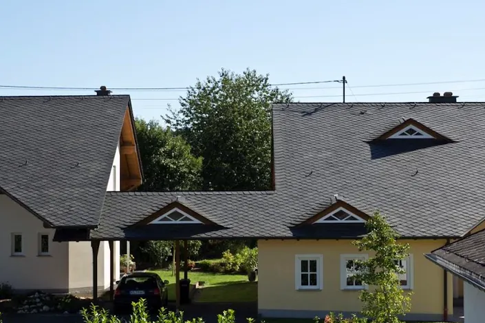 Esseln Bedachungen GmbH & Co. KG