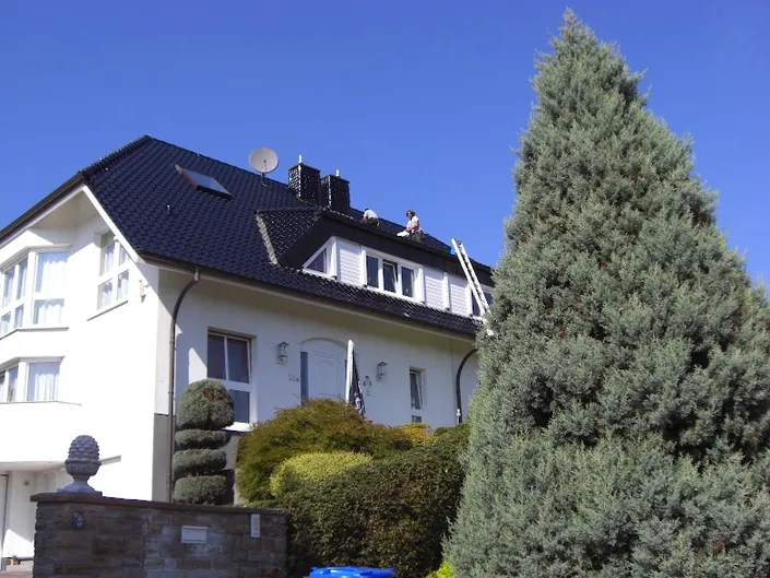Hans Roth GmbH – Bedachungen